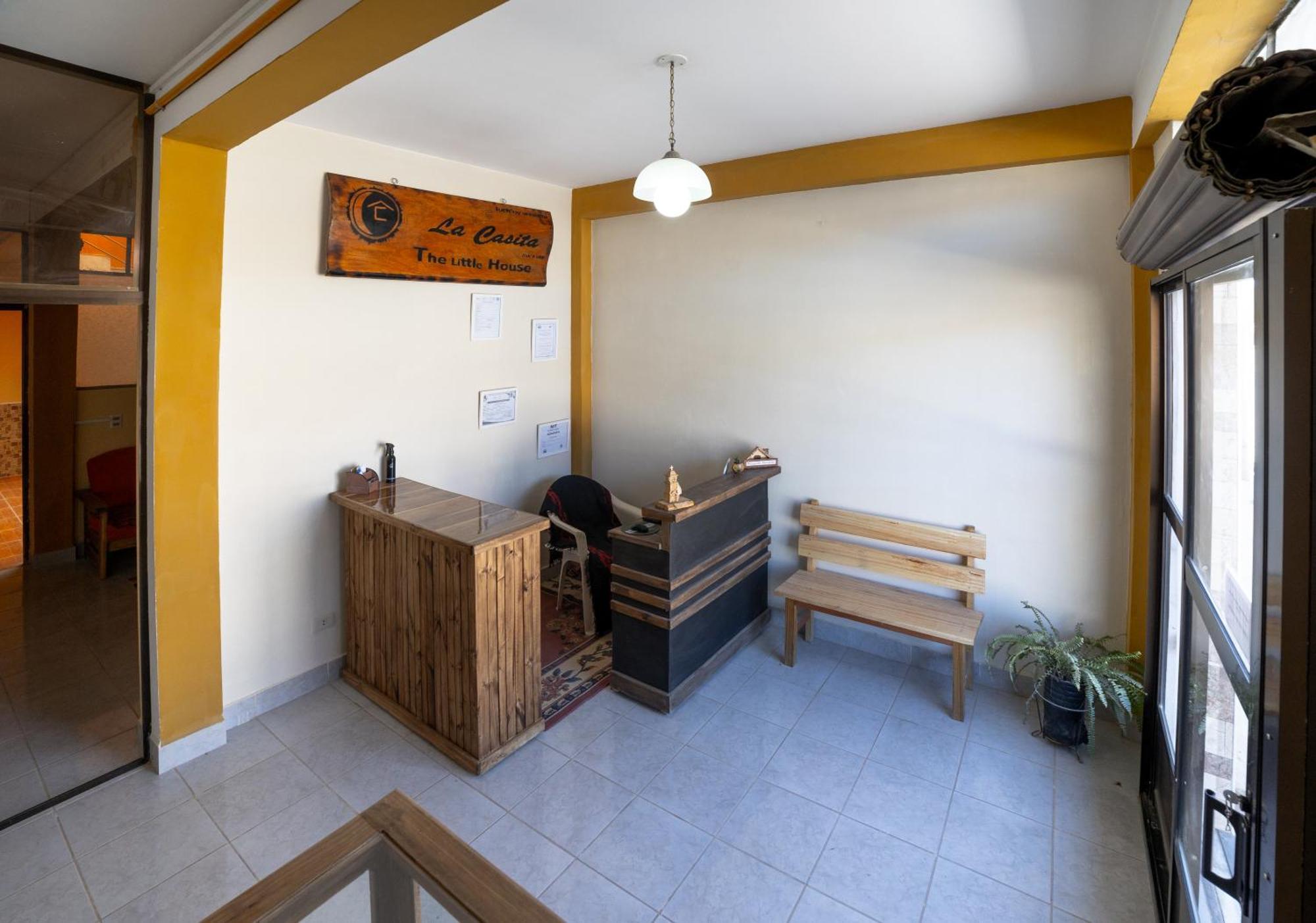The Little House Aparthotel Uyuni Exterior photo